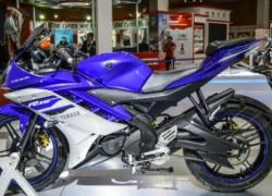 2017 Yamaha R15 v3.0 mang piston lớn hơn