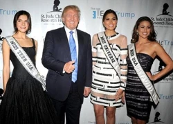 4 cựu người đẹp Miss Teen Mỹ tố Trump xông vào phòng thay đồ nữ