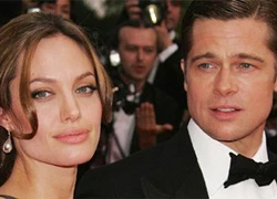 Brad Pitt không ký đơn ly hôn