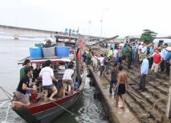 Chìm tàu ở Cồn Cỏ: Tàu bị chìm không phải tàu chở khách