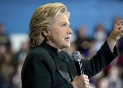 Clinton cảnh báo Trump là mối đe dọa của nền dân chủ Mỹ