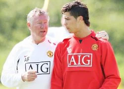 CR7 từng bị Sir Alex &#8220;ép duyên&#8221; với Barca