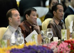 Duterte phàn nàn về Mỹ với Nga và Trung Quốc