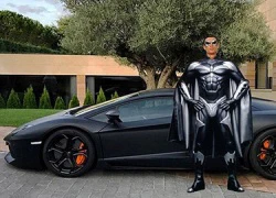 Khoe của lố lăng, Ronaldo bị cộng đồng mạng ném gạch