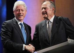 Lá thư Tổng thống Bush cha viết sau khi bại trận trước Bill Clinton