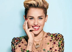 Miley Cyrus: 'Mối tình đầu tiên của tôi là với một cô gái'