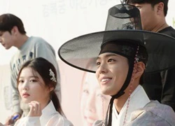 Park Bo Gum, mỹ nam Hàn duy nhất dám từ chối quà của fan