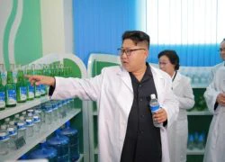 Quan chức Triều Tiên đào tẩu, tiết lộ bí mật sức khỏe Kim Jong Un