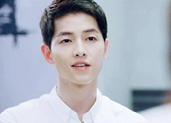 Song Joong Ki tái ngộ với biên kịch của Hậu duệ mặt trời