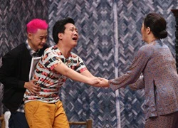 Thanh Duy ôm Trường Giang bật khóc như mưa trong game show