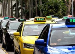 Thứ trưởng Bộ Tài chính trải lòng việc đi làm bằng taxi