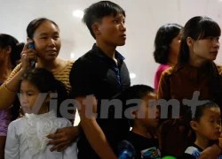 Thuyền viên bị cướp biển bắt: Nghẹn ngào trở về trong nước mắt