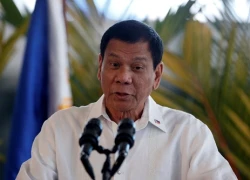 Tổng thống Duterte: Mỹ đừng đối xử với Philippines như 'chó bị xích'