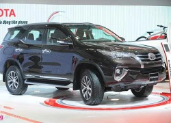 Toyota Fortuner 2017 ra mắt tại Việt Nam, chưa có giá bán