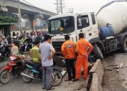 TPHCM: Xe bồn đâm dải phân cách, xa lộ Hà Nội kẹt cứng