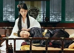 "Tứ gia" Lee Jun Ki ngọt ngào bên IU sau khi lên ngôi vua