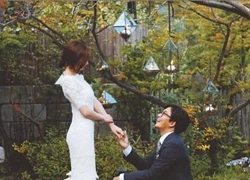 Vợ chồng Bae Yong Joon đón con trai đầu lòng