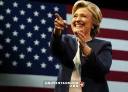 WikiLeaks tung thư mật của bà Clinton