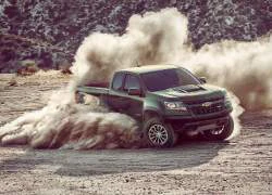 2017 Chevrolet Colorado ZR2 xuất hiện, dọa nạt Ford F-150 Raptor