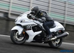 2017 Suzuki Hayabusa lên kệ đối đầu Kawasaki Ninja