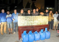 300 bánh heroin giấu trong can nhựa khoét đáy