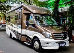 Ảnh nhà di động Mercedes-Benz hàng độc tại Việt Nam