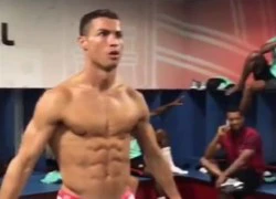 Chạy theo trào lưu, Ronaldo được dịp khoe bụng 6 múi