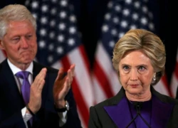 Clinton đổ lỗi cho giám đốc FBI về thất bại