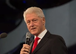 FBI công bố hồ sơ điều tra cựu tổng thống Bill Clinton trước ngày bầu cử