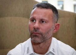 Giggs lần đầu bán vé giá 'chát' để họp fan