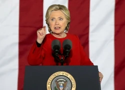 Hillary Clinton: Donald Trump là 'kẻ khó lường'