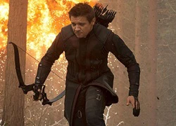 Jeremy Renner khó tái ngộ Tom Cruise vì 'Avengers 3'