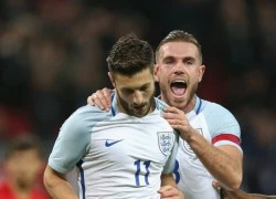 Lallana, Henderson cũng đi 'vui vẻ' trong ngày Rooney lên báo