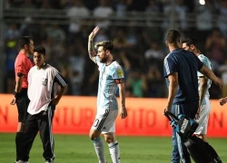 Messi lại sắm vai &#8220;Chúa cứu thế&#8221;