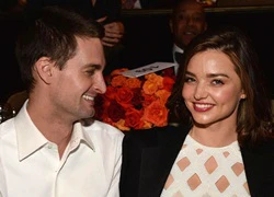 Miranda Kerr và tỷ phú trẻ mở tiệc đính hôn hoành tráng