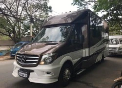 Nhà di động Mercedes-Benz hàng hiếm về Việt Nam