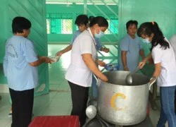 Những người đàn bà điên và nỗi đau kép