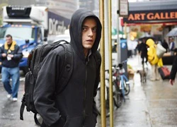 Sao 'Mr. Robot' hóa thân thành huyền thoại nhóm nhạc Queen