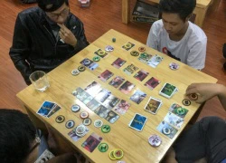 &#8220;Sốt xình xịch&#8221; với giải đấu game nhưng không chỉ dành cho game thủ ở Hà Nội