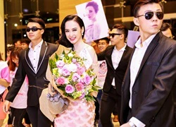 Angela Phương Trinh được dàn vệ sĩ hộ tống khi ra mắt phim