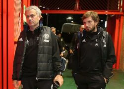 Bị cấm chỉ đạo, Mourinho bí mật theo dõi học trò