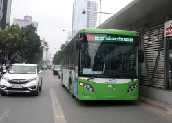 Buýt nhanh BRT chạy thử trên đường phố Hà Nội