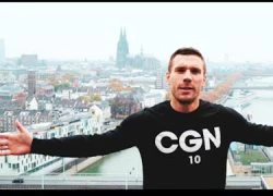 Ca khúc Podolski góp mặt dẫn đầu BXH âm nhạc Đức