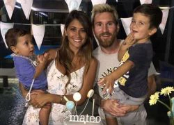 Có 2 quý tử, giờ Messi mới tổ chức đám cưới