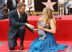 Con gái Ryan Reynolds &#8216;quậy&#8217; tưng bừng trên Đại lộ Danh vọng