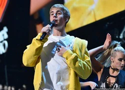 Đã hát kém lại ngang ngược, Justin Bieber khiến ban tổ chức concert bị phạt 22 tỷ VND