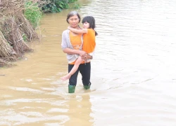 Dùng kinh phí bắn pháo hoa để hỗ trợ dân nghèo vùng lũ