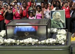 Fidel Castro an nghỉ tại nghĩa trang của những anh hùng Cuba