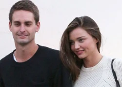 Miranda Kerr đưa bồ tỷ phú về quê dự đám cưới em trai