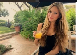 Laia Grassi - Tình cũ tài năng, xinh đẹp của sao Arsenal